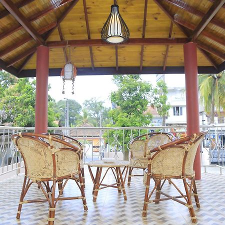 Golden Star Guest House จาฟนา ภายนอก รูปภาพ
