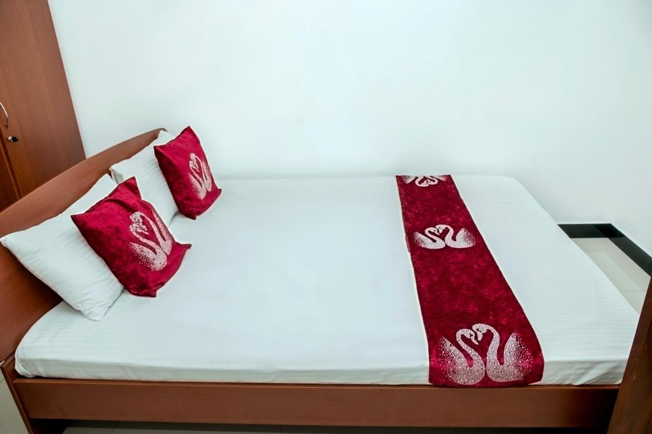 Golden Star Guest House จาฟนา ภายนอก รูปภาพ