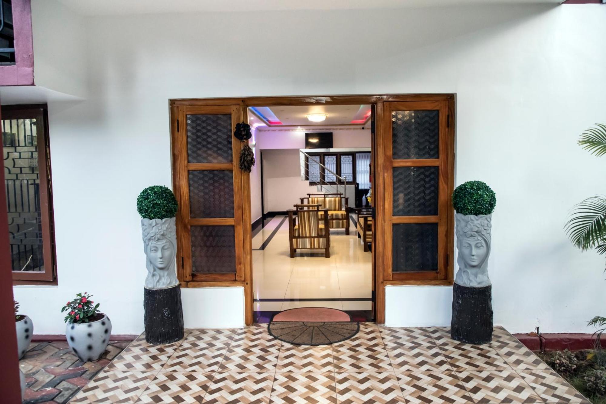 Golden Star Guest House จาฟนา ภายนอก รูปภาพ