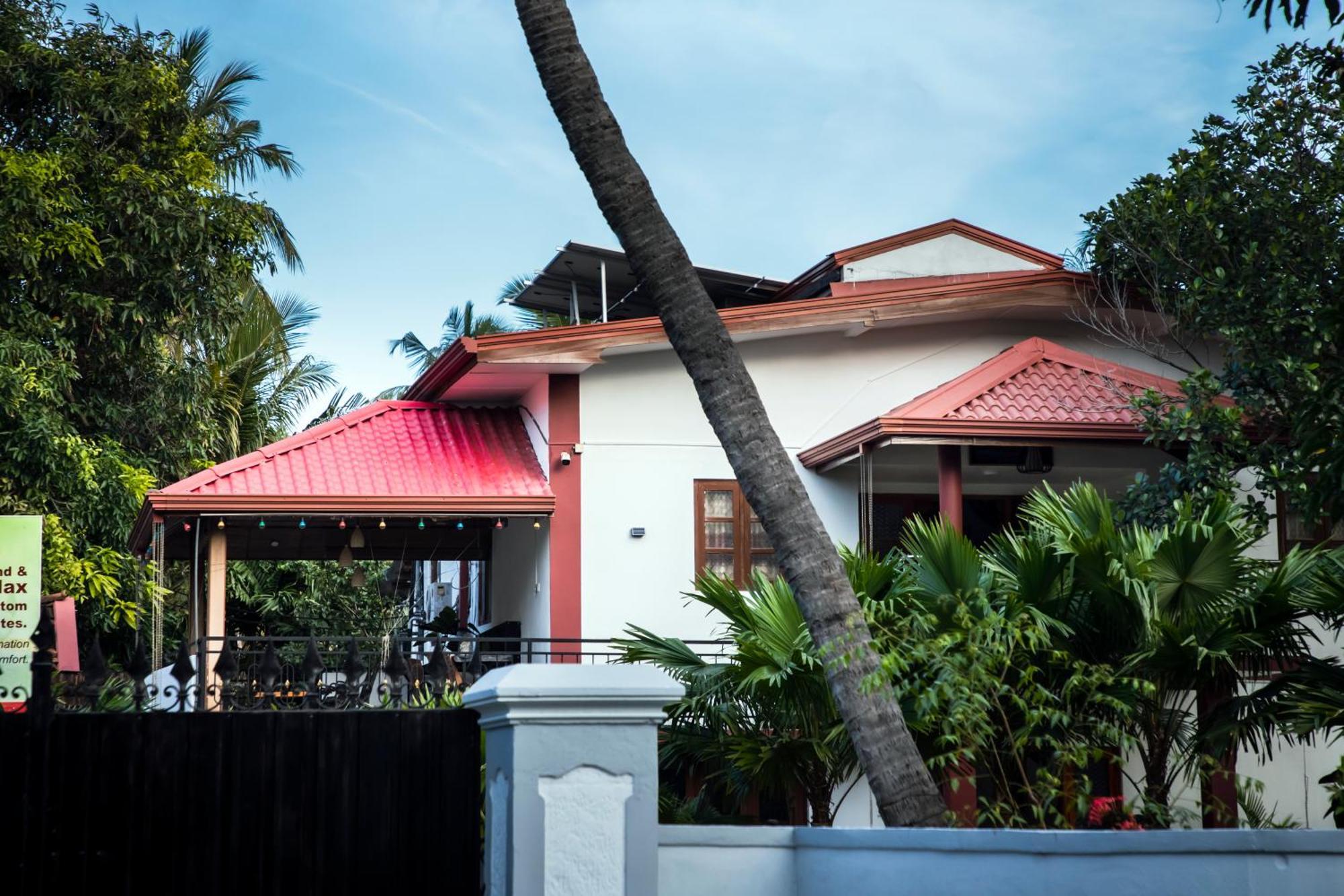 Golden Star Guest House จาฟนา ภายนอก รูปภาพ