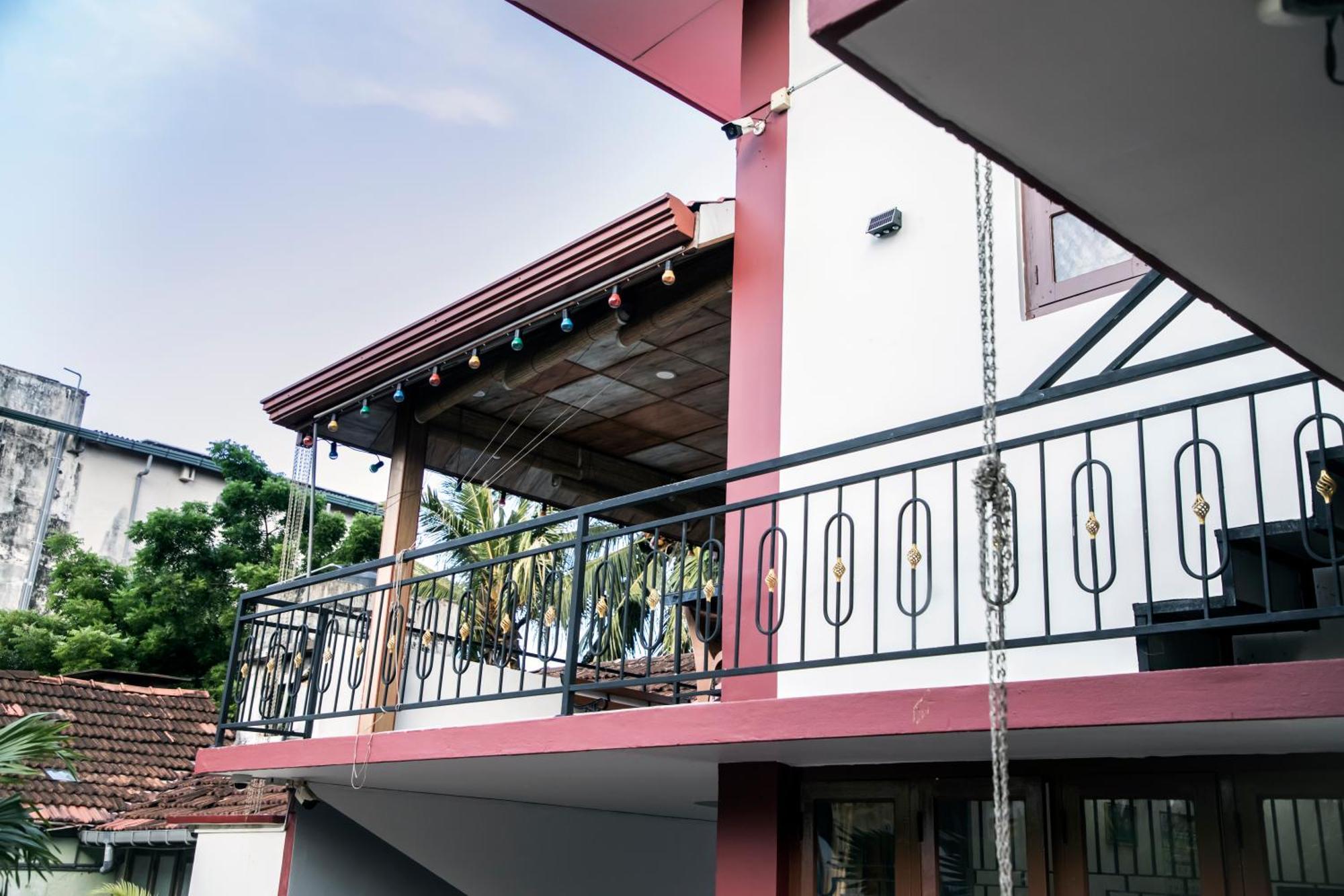 Golden Star Guest House จาฟนา ภายนอก รูปภาพ