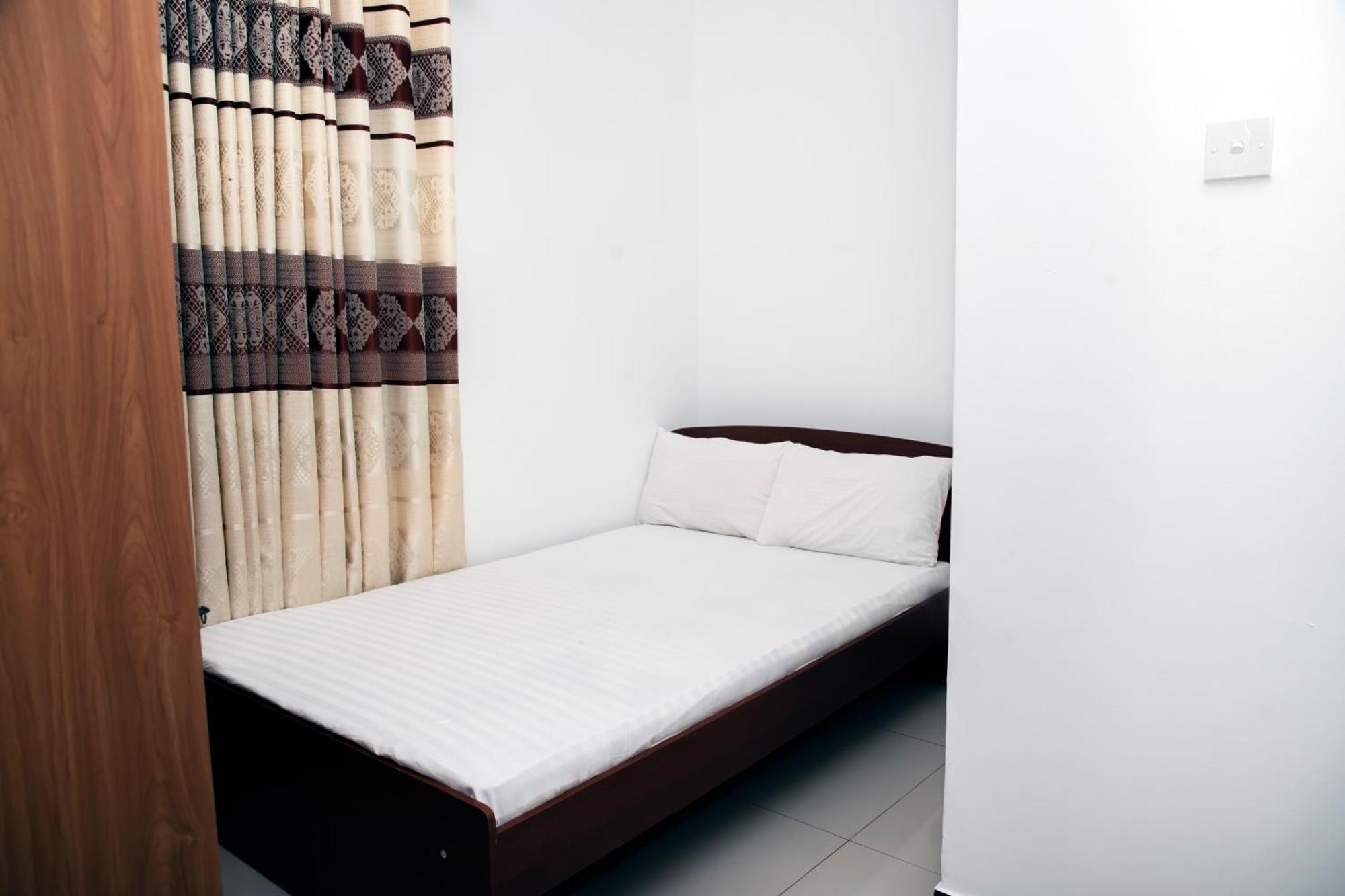 Golden Star Guest House จาฟนา ภายนอก รูปภาพ