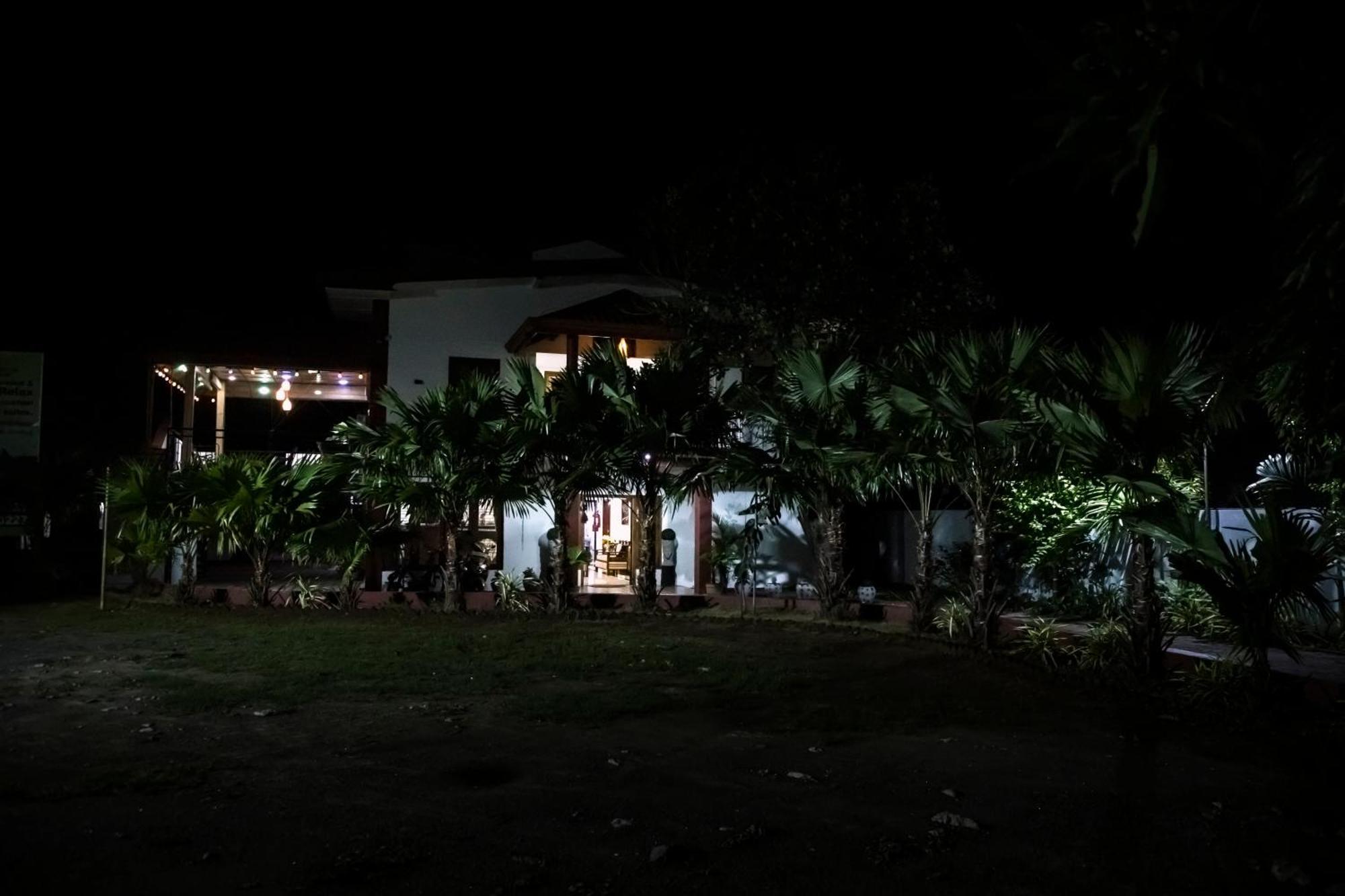 Golden Star Guest House จาฟนา ภายนอก รูปภาพ